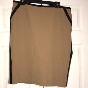 Women’s Nine West Skirt